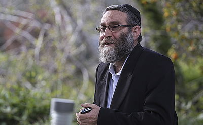 עוקף את זייברט: גפני ובכירי 'דגל' סיירו בקייטנות בבני ברק