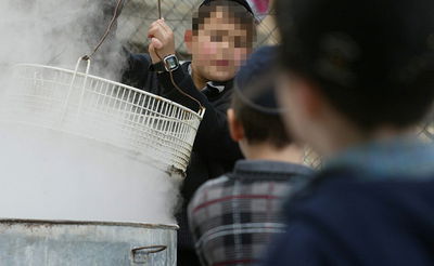 אלעד: ילד בן 5 נכווה כשהכין מנה חמה