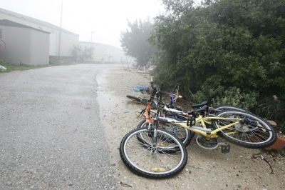 ירושלים: רוכב  אופנים "התגלגל" מ-15 מדרגות ונפצע באורח קשה