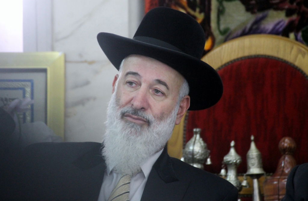 תיעוד: המונים ליוו את ה"בבא ליאון" למנוחות