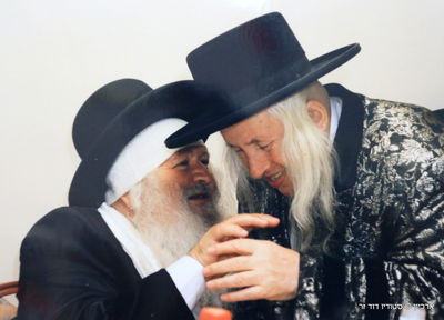 בבא ליאון זצ"ל עם גדולי ישראל • תמונות חייו