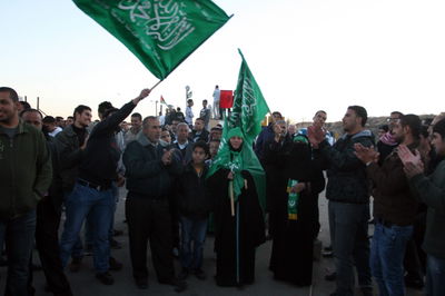 חוגגים את שחרור המחבלים בעסקת שליט