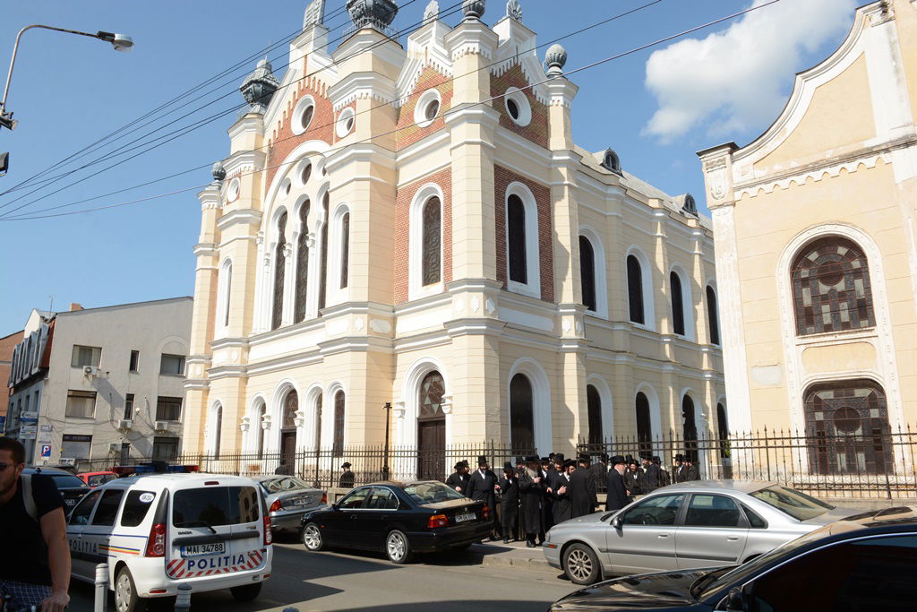 גלריה מסכמת: המסע של האדמו"ר מסאטמר