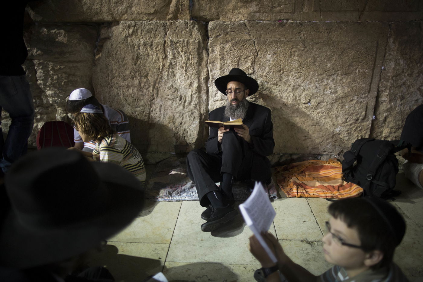 הלכות תשעה באב שחל בשבת ונדחה ליום ראשון