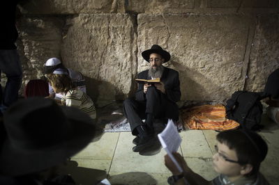 הלכות תשעה באב שחל בשבת ונדחה ליום ראשון