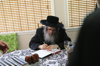 בסאטמר ערכו מסיבה לנגדים שתרמו למחנה הקיץ תמונות