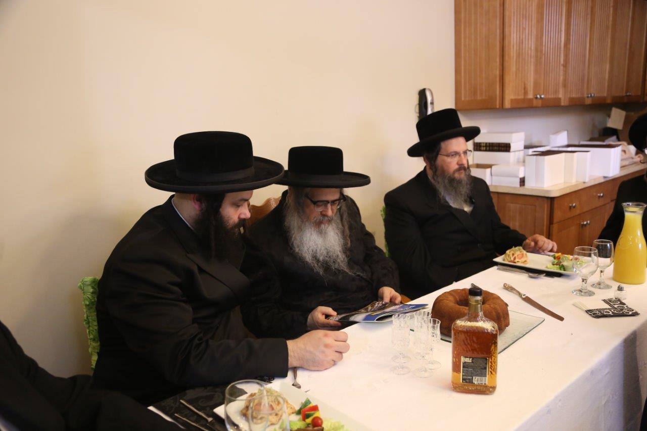 בסאטמר ערכו מסיבה לנגדים שתרמו למחנה הקיץ תמונות