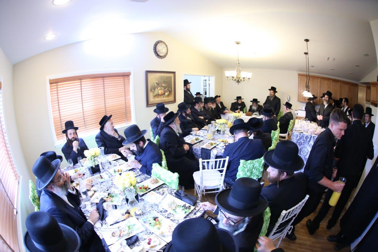 בסאטמר ערכו מסיבה לנגדים שתרמו למחנה הקיץ תמונות