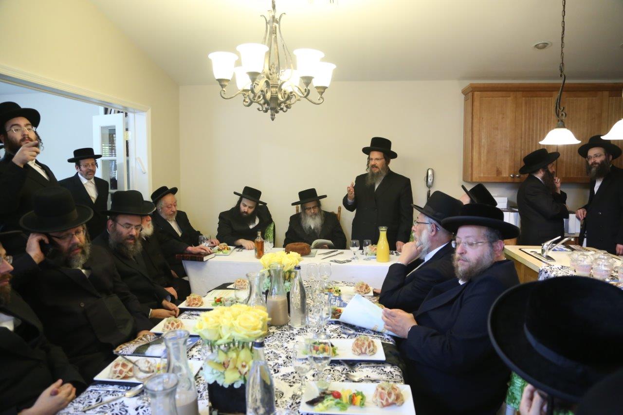 בסאטמר ערכו מסיבה לנגדים שתרמו למחנה הקיץ תמונות