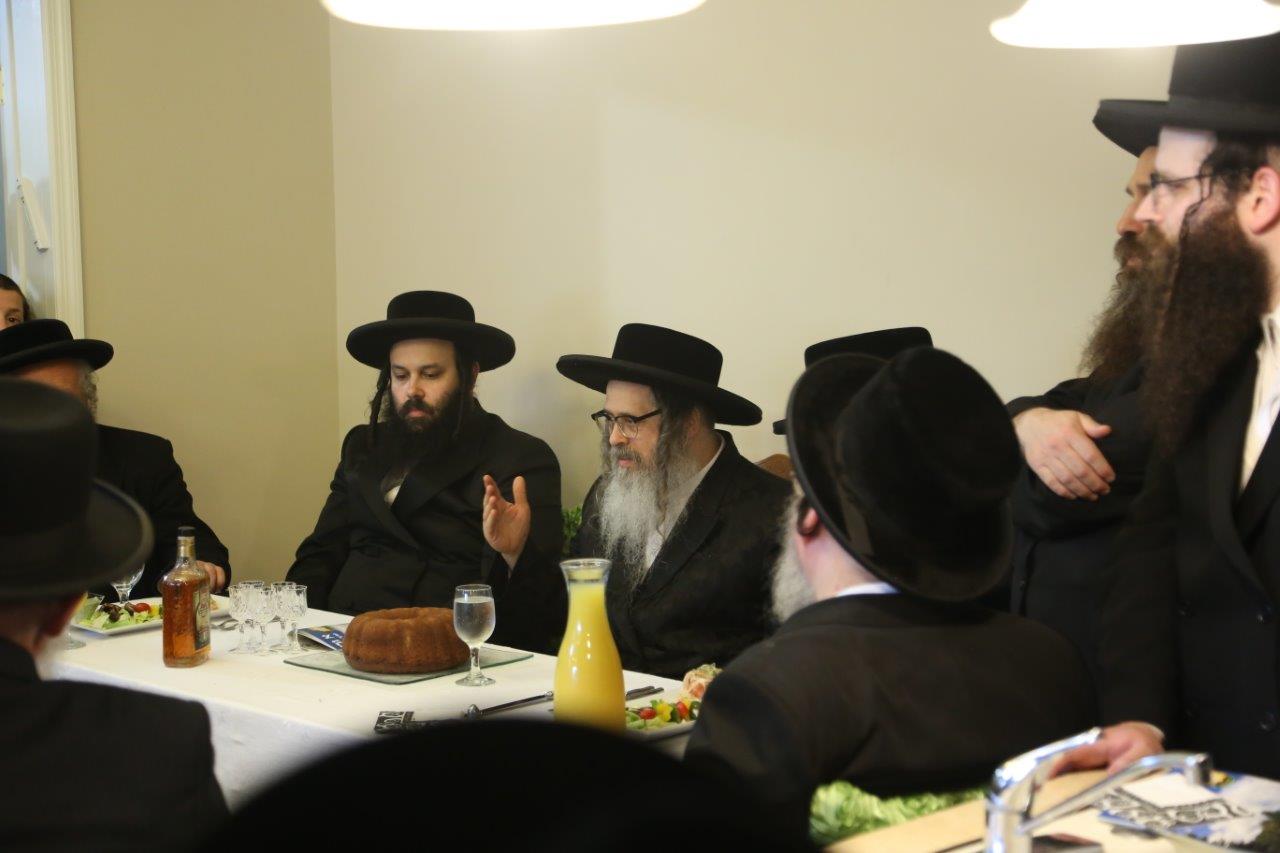 בסאטמר ערכו מסיבה לנגדים שתרמו למחנה הקיץ תמונות