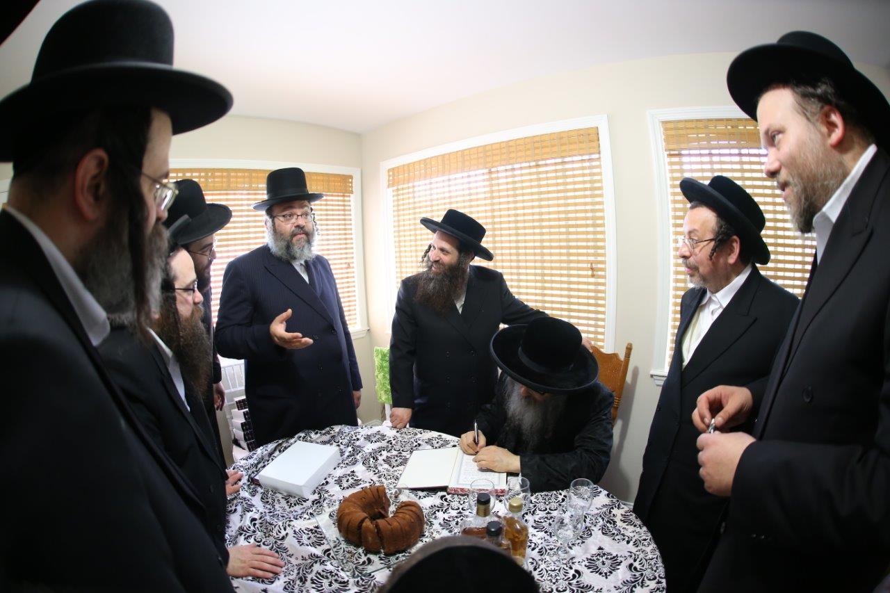 בסאטמר ערכו מסיבה לנגדים שתרמו למחנה הקיץ תמונות