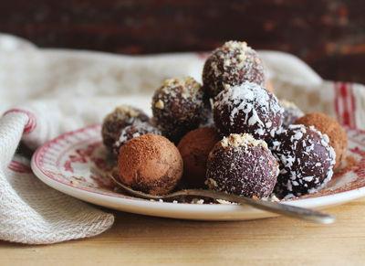 משודרגים. כדורי ווניל ורום מצופים