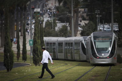 ירושלים: הנהגים משביתים את הרכבת הקלה; "בריונות מאוסה"