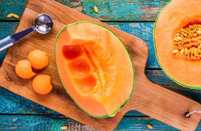 כדורי מלון - לא תאמינו מה אפשר לשדך להם. אטריות אורז, למשל