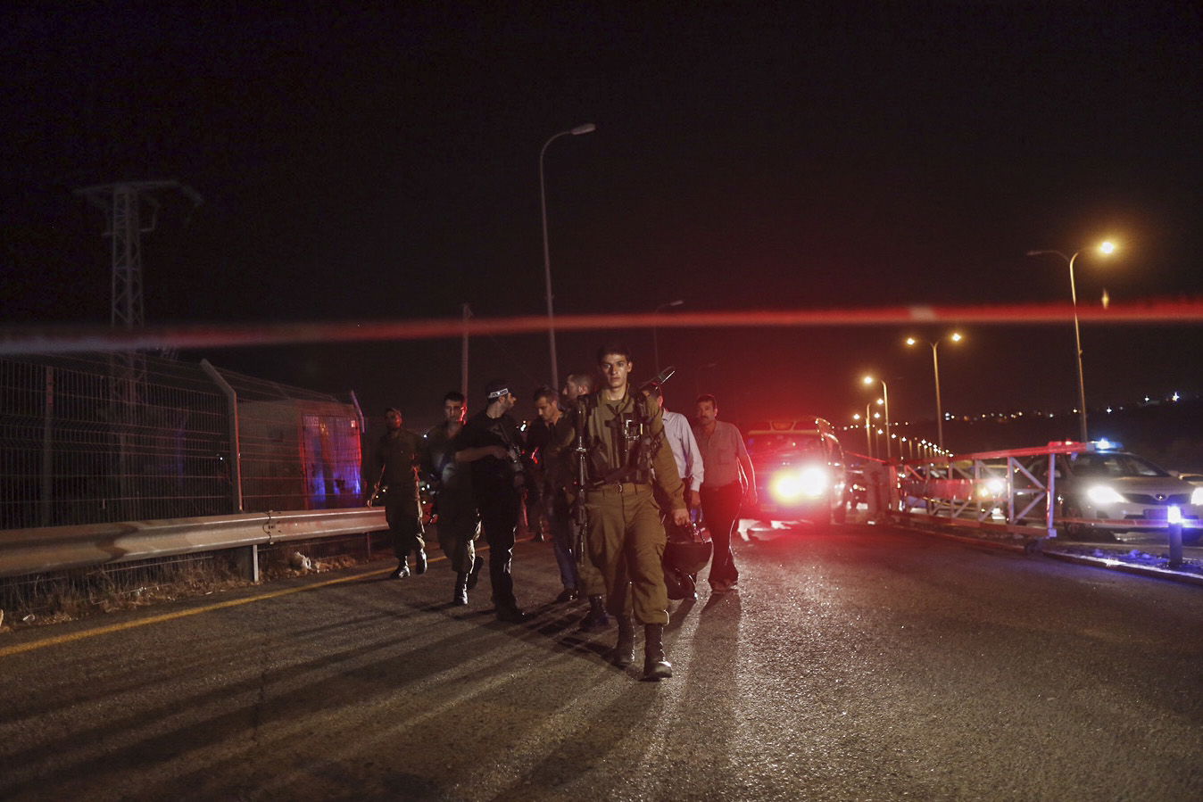 "המחבל רץ אחרי היהודי, הוא נפל ואז המחבל דקר אותו"