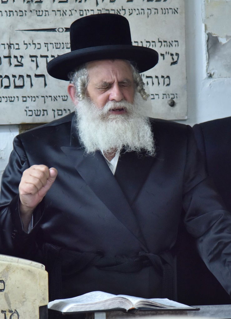 האדמו"ר מקוסוב ויז'ניץ בציון חמיו הרבי מסערט ויז'ניץ זצ"ל