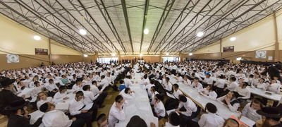 הרבי מסאטמר ערך ביקור במחנה הקיץ לילדי החסידות