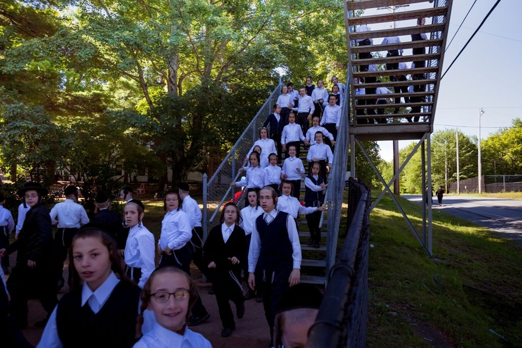 הרבי מסאטמר ערך ביקור במחנה הקיץ לילדי החסידות