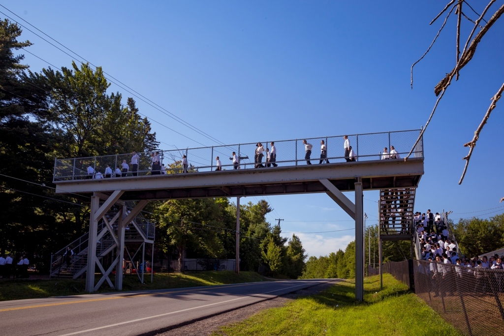 הרבי מסאטמר ערך ביקור במחנה הקיץ לילדי החסידות