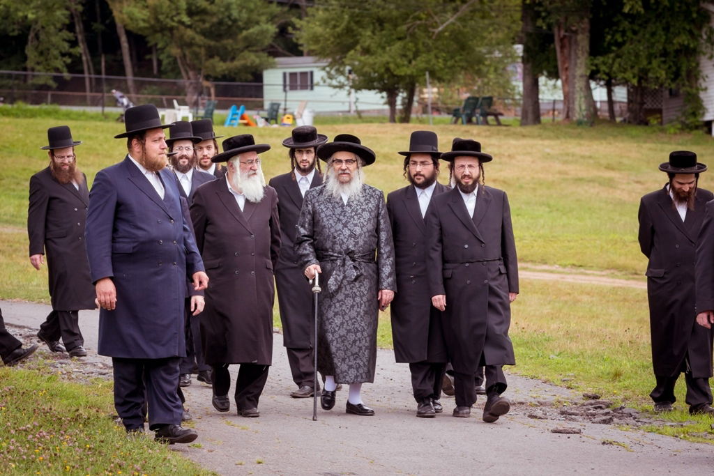 הרבי מסאטמר ערך ביקור במחנה הקיץ לילדי החסידות