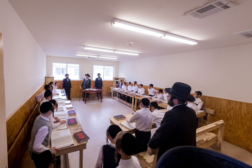 הרבי מסאטמר ערך ביקור במחנה הקיץ לילדי החסידות