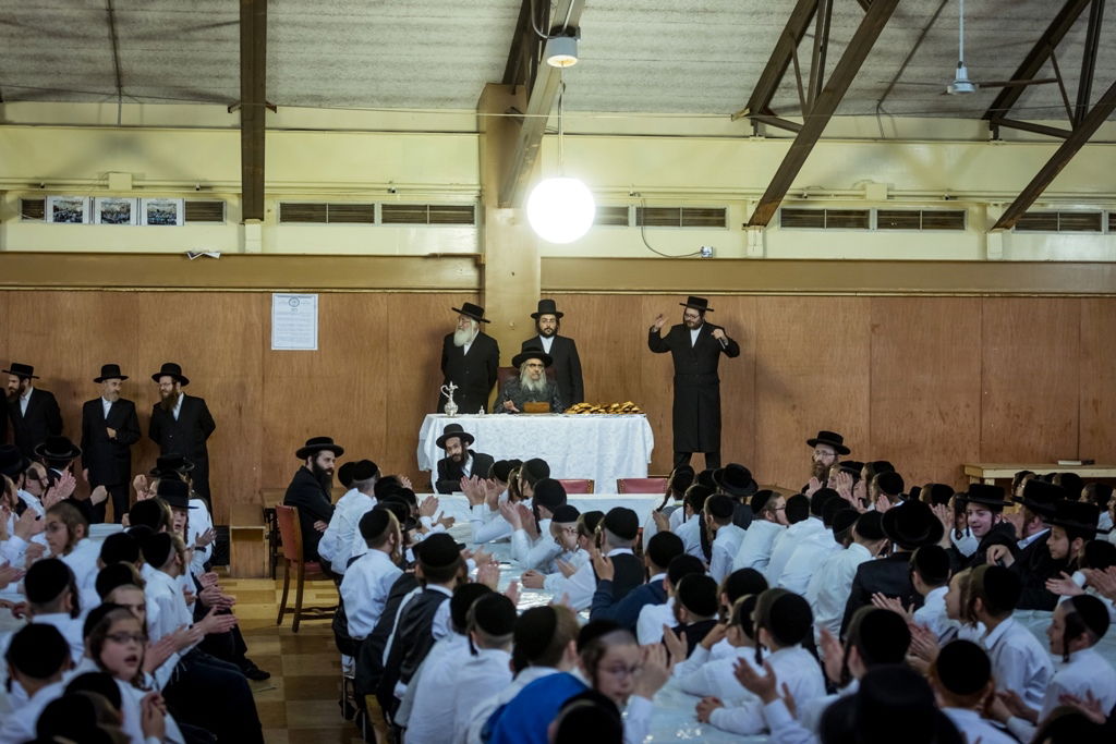 הרבי מסאטמר ערך ביקור במחנה הקיץ לילדי החסידות