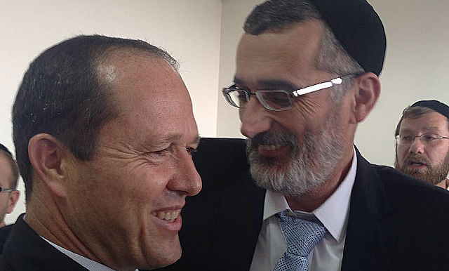 צביקה כהן וראש העיר ניר ברקת