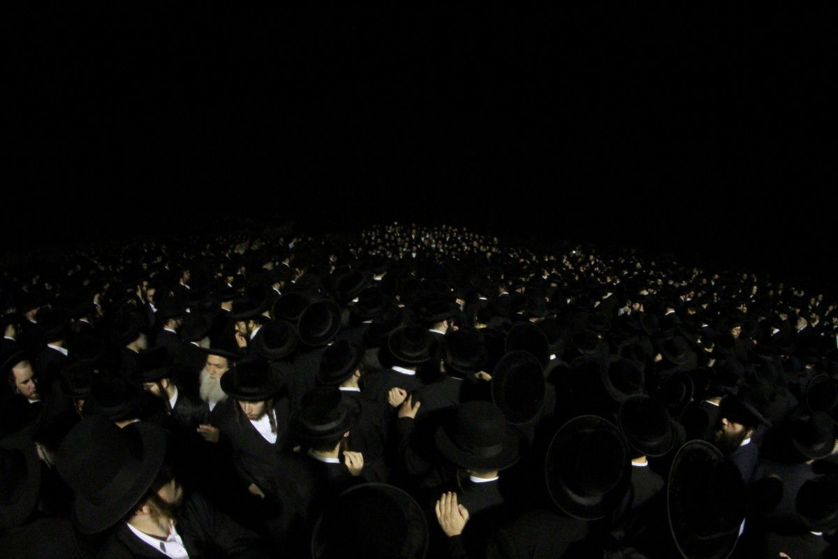 תיעוד ענק: הלוויית הרבי מטאהש זצ"ל