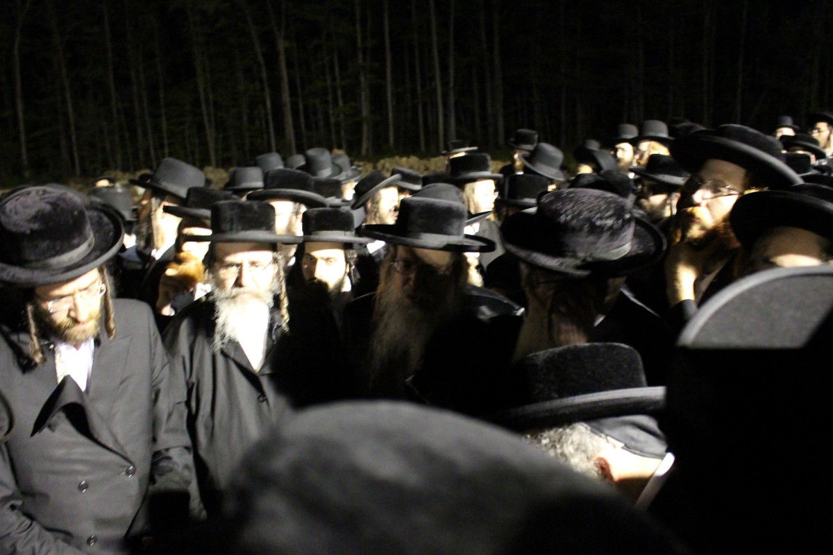 תיעוד ענק: הלוויית הרבי מטאהש זצ"ל