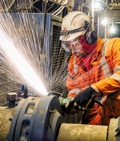 חיפה: גבר נחתך בביטנו מדיסק חשמלי ונפצע בינוני