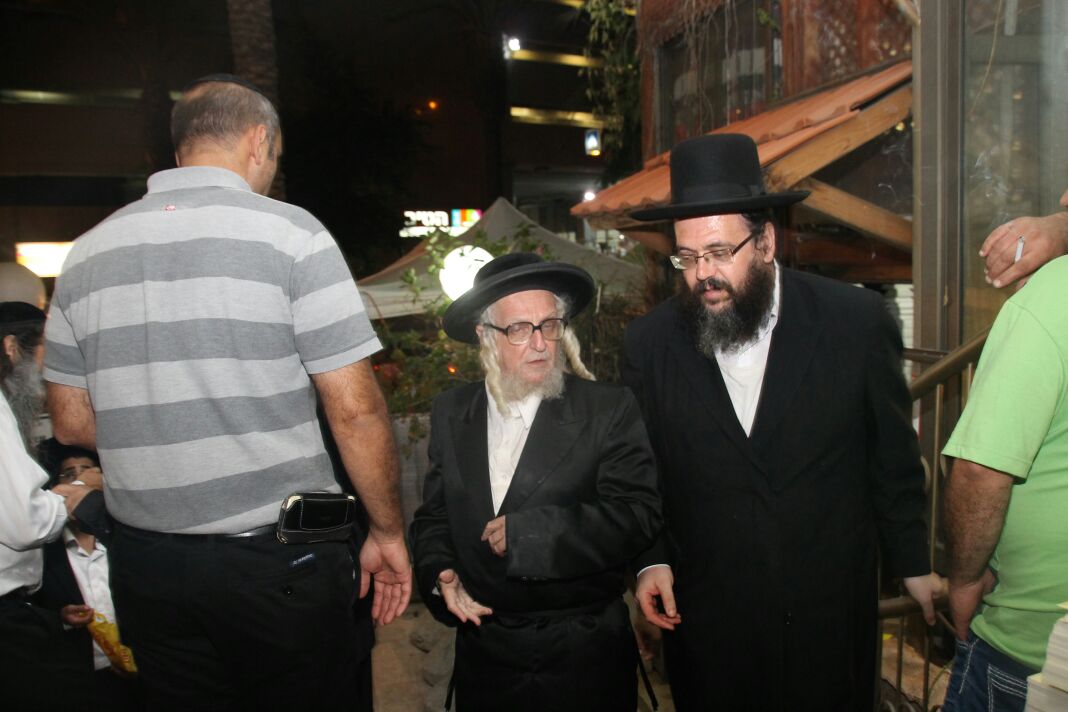 אזכרה לבבא ליאון זצ"ל במלאות השלושים לפטירתו. צפו