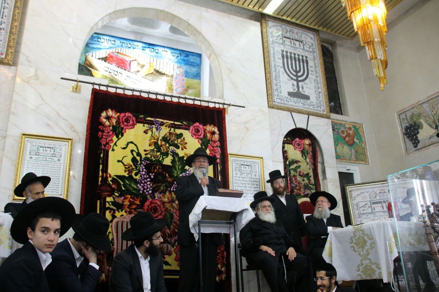 אזכרה לבבא ליאון זצ"ל במלאות השלושים לפטירתו. צפו