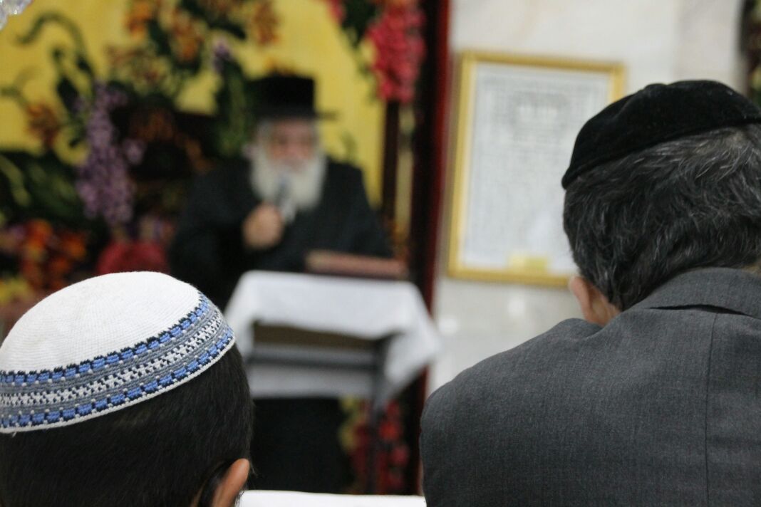 אזכרה לבבא ליאון זצ"ל במלאות השלושים לפטירתו. צפו