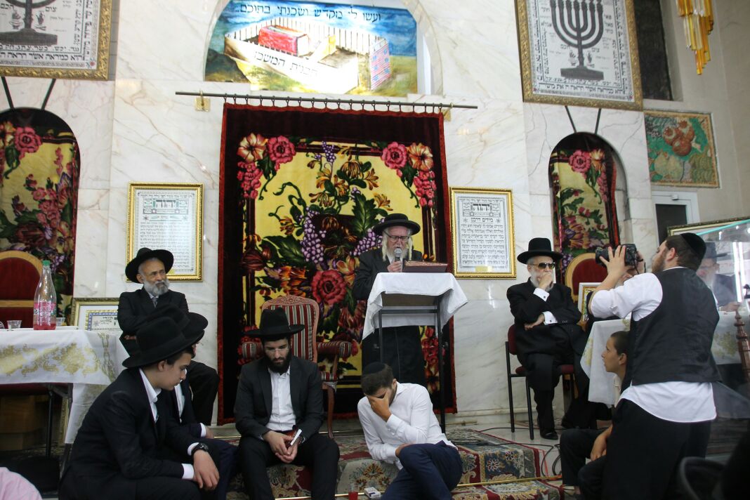 אזכרה לבבא ליאון זצ"ל במלאות השלושים לפטירתו. צפו