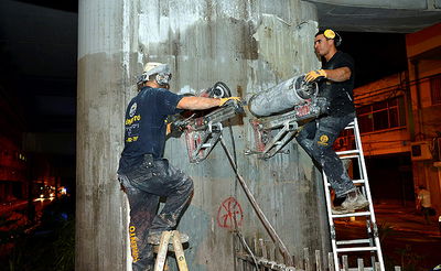 הכנות לקראת פיצוץ גשר מעריב