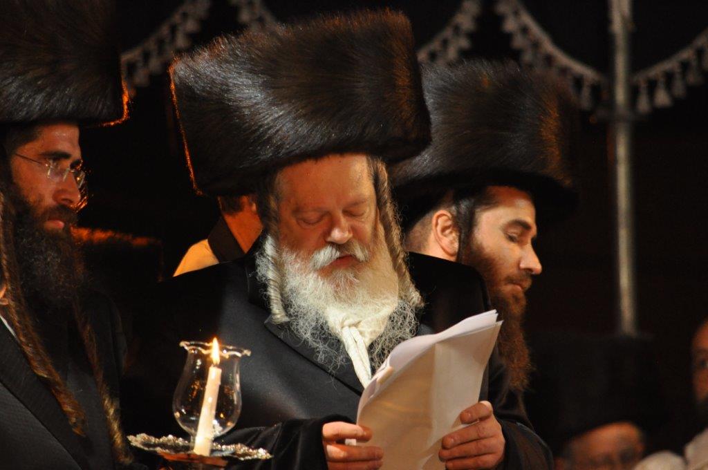 שמחת נישואי בן האדמו"ר מפרמישלאן עם בת האדמו"ר מבוטושאן • גלריה