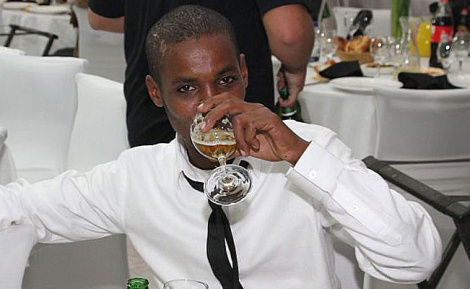 משפחתו של אברהם מנגיסטו חסמו את מעבר ארז במחאה