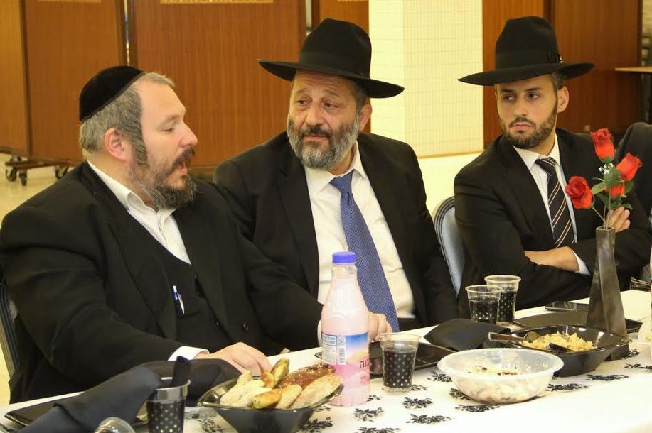 מתקפל? דרעי רומז: החוק לרישום אזורי בסמינרים של ש"ס - ייגנז