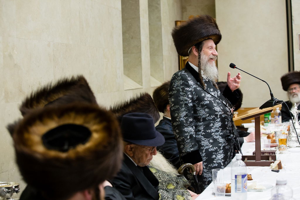 גלריה: סעודת הילולא בביהמ"ד בורשטיין
