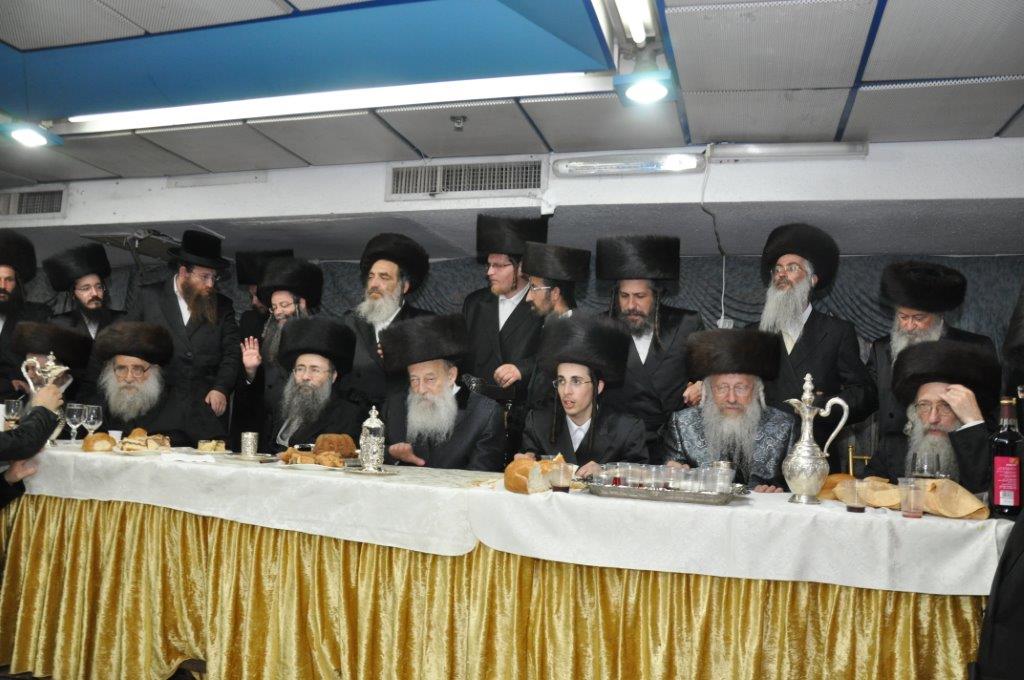 ‏‏שמחת נישואי נכדת הגר"ח וואזנר עם נכד הרביח מנדבורנה חיפה • גלריה