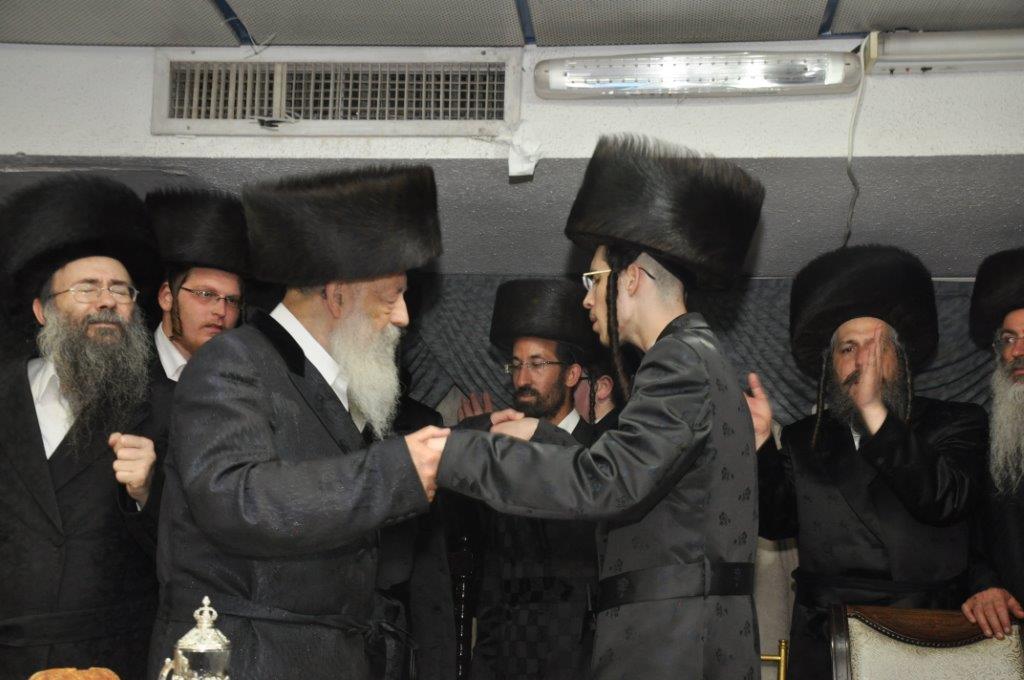 ‏‏שמחת נישואי נכדת הגר"ח וואזנר עם נכד הרביח מנדבורנה חיפה • גלריה