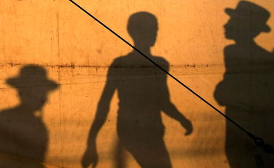 הייתכן שלא נזהיר אדם מלקפוץ אל מותו כי לא שירתנו בצה"ל?