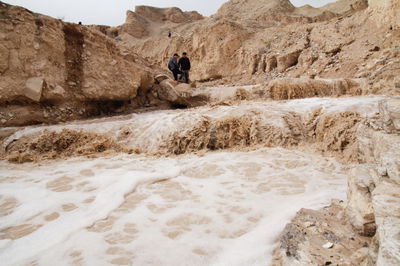 התחזית: חם מהרגיל ויתכנו גשמים מקומיים ושיטפונות
