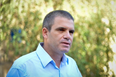 גל הירש, הבוקר