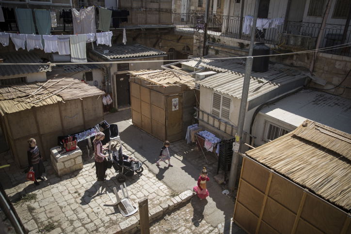 מתכוננים לחג הסוכות בירושלים ובתל אביב • צפו בתיעוד