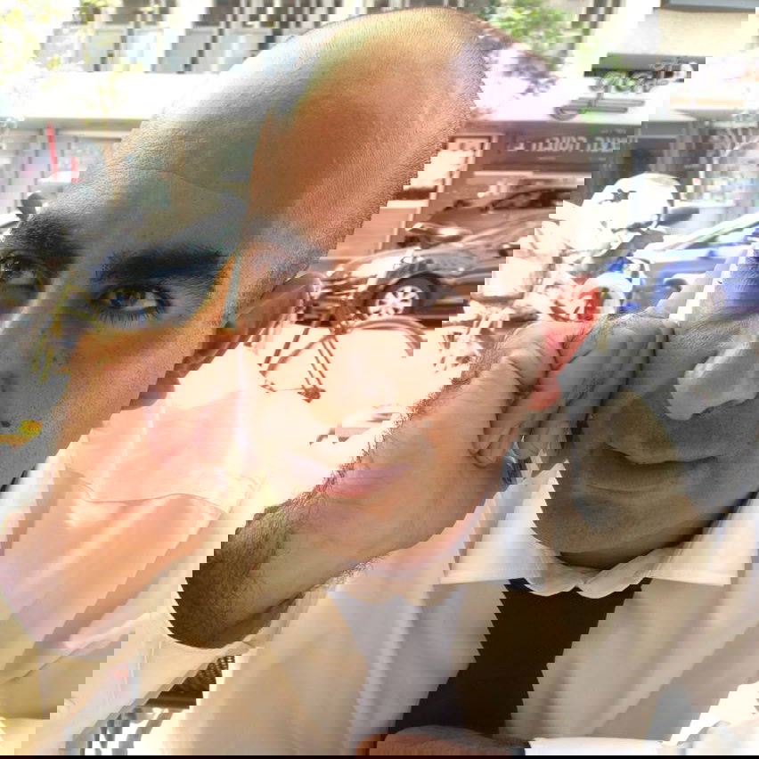 האקטיביסט החברתי ברק כהן פותח מתחרה לפייסבוק - בקבוק נט