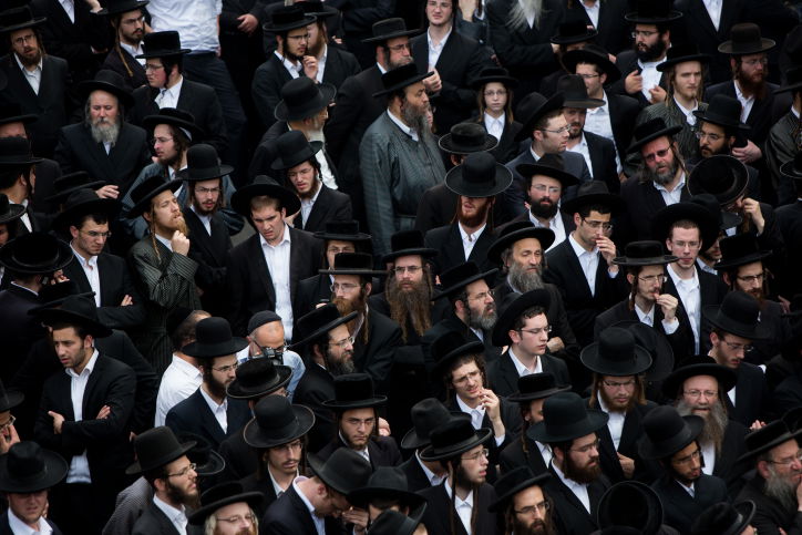 תיעוד עצוב: הלווית הרב ישעיהו קרישבסקי הי"ד