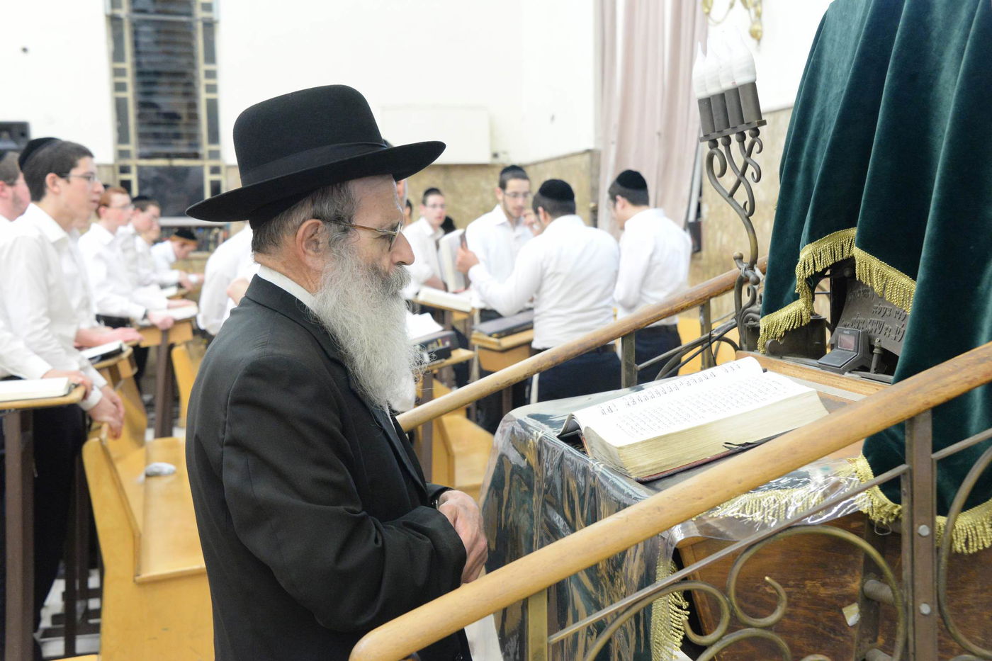 תיעוד: פתיחת זמן חורף בישיבת פוניבז'