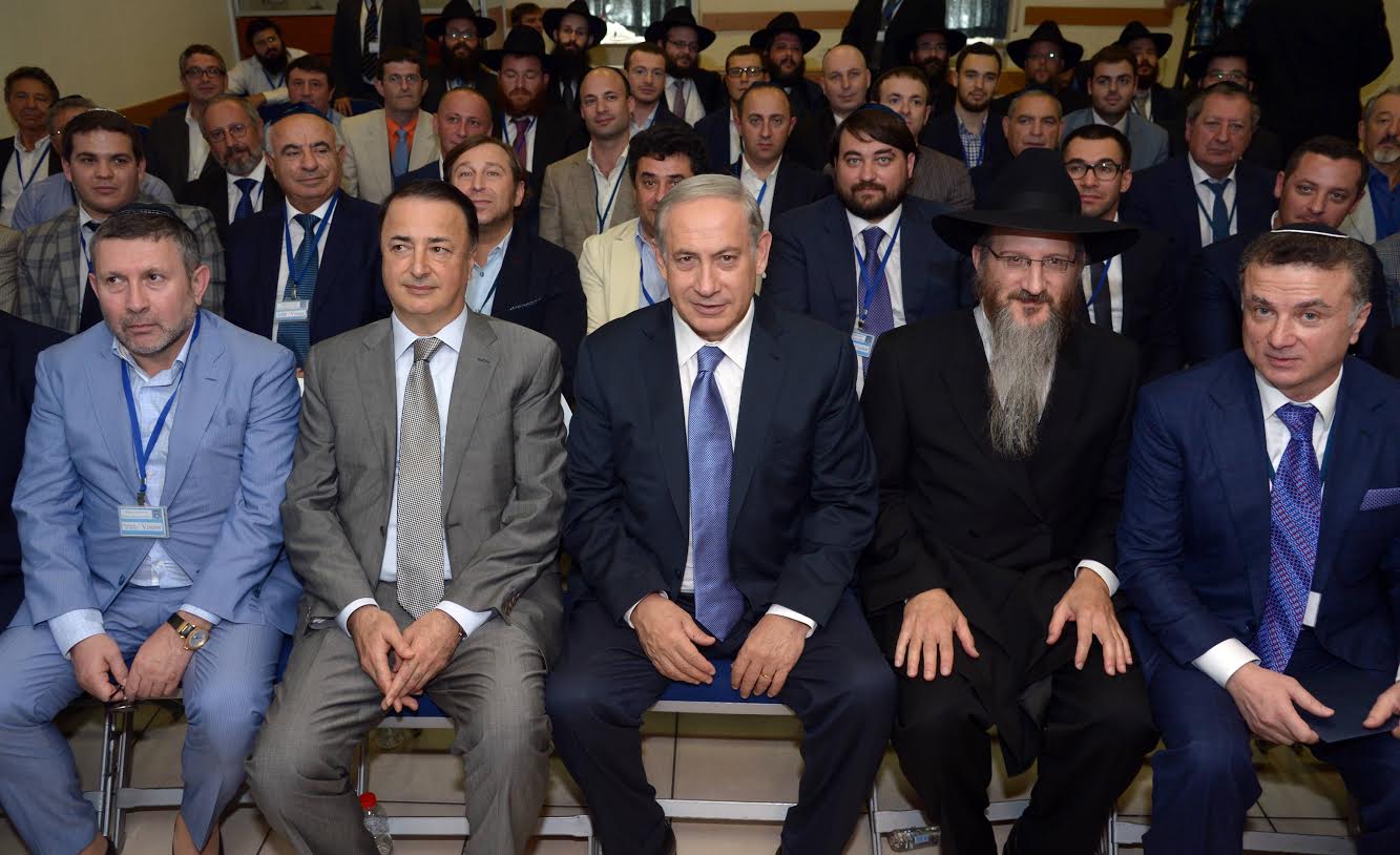 נתניהו עם חברי המשלחת, היום