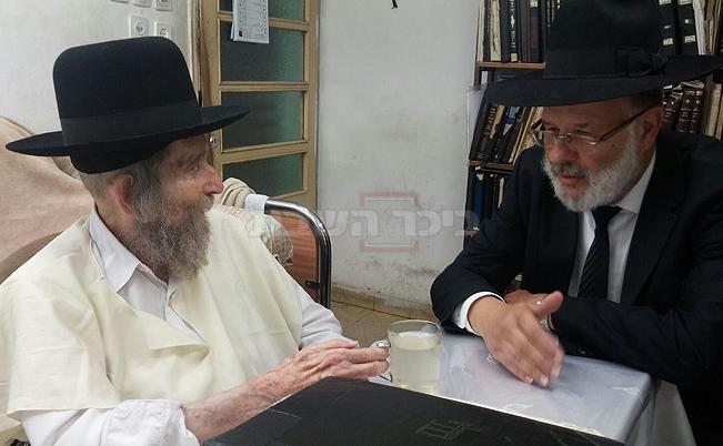הרב צבי בוימל אצל מרן רה"י הגראי"ל שטיינמן ביום חמישי